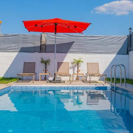 Vilă Ozbi-conservative In Camkoy For 4 Person *