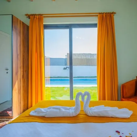 Ozbi-conservative In Camkoy For 4 Person * فتحية