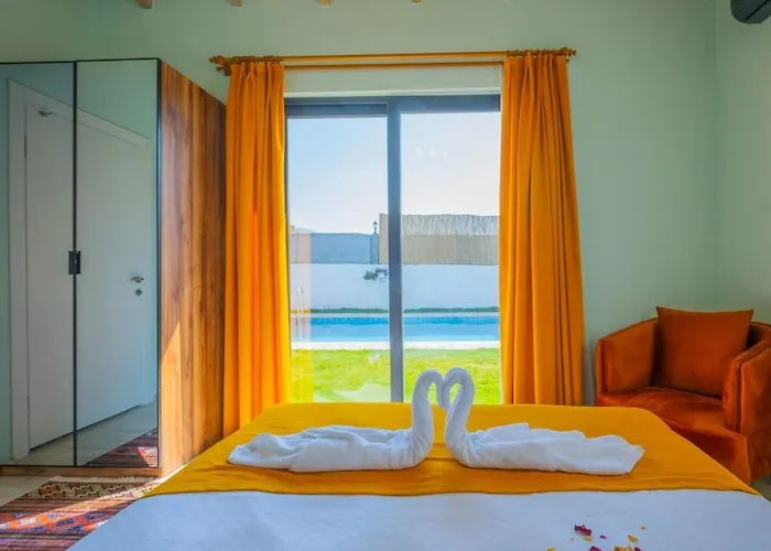 Ozbi-conservative In Camkoy For 4 Person * Fethiye