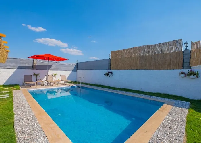 Ozbi-conservative In Camkoy For 4 Person *