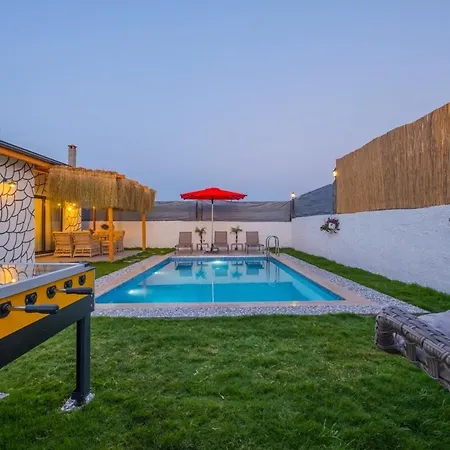 Ozbı-conservative In çamkoy For 4 Person Fethiye